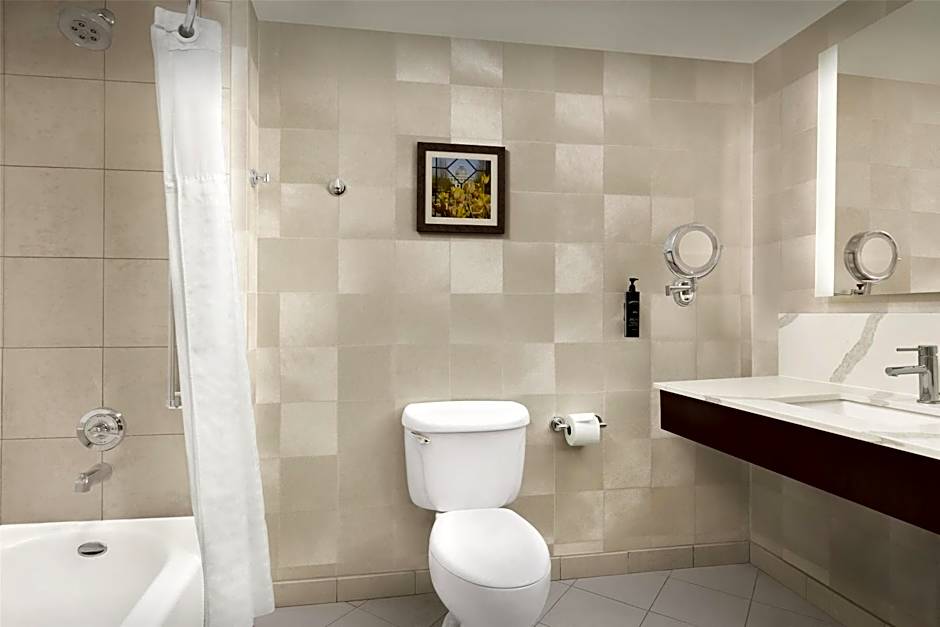 Virginia Crossings Hotel, Tapestry Collection by Hilton