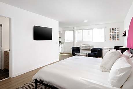 Kitchen Junior Suite