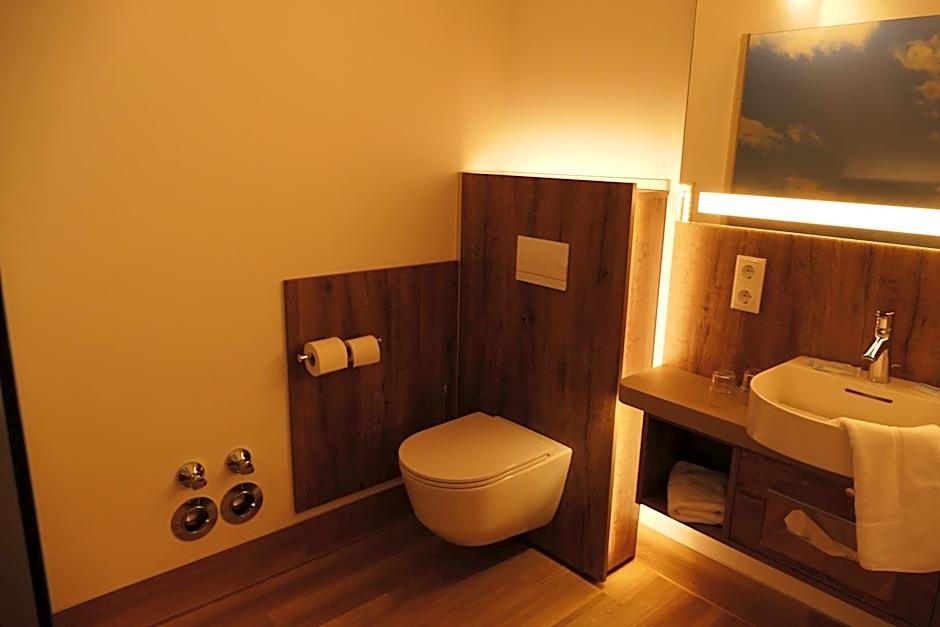 Meyn's Apartments & Hotel