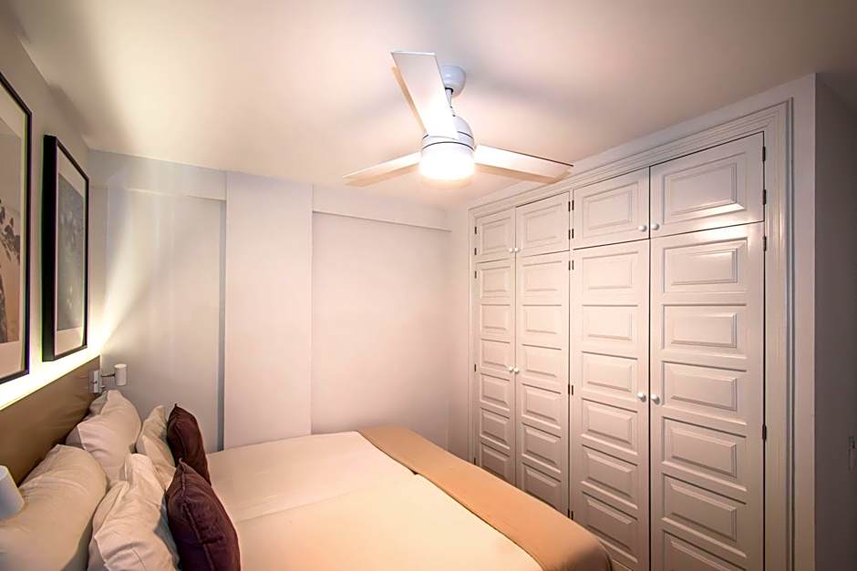 Photo 1 of 12 of 2 Bedroom Apartment, Sea View
