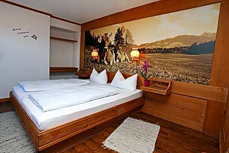 Large Double Room
