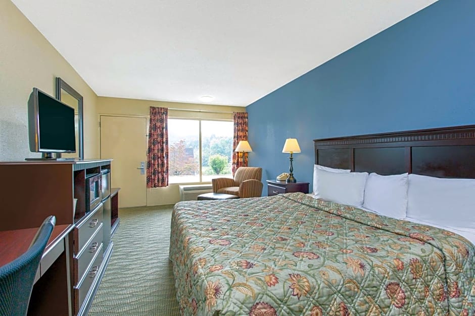 Days Inn by Wyndham Lexington