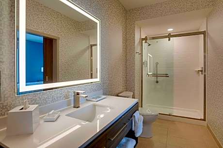 1 Kng Bed Studio Suite
