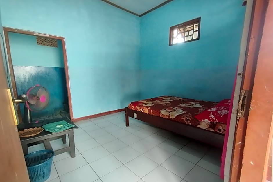 Hotel O Dannis Homestay Near Musholla Al Istiqomah Terawangan