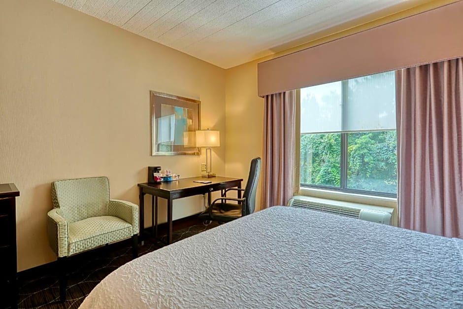 Hampton Inn and Suites Parsippany/North