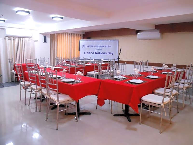 Royal Suites Condotel