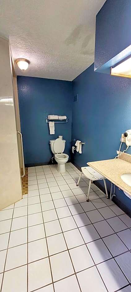 Best Price Motel & Suites