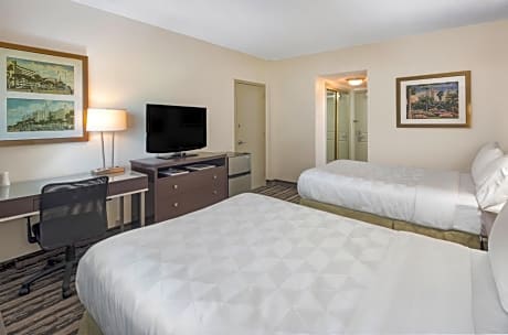 Double Room with Two Double Beds - Non-Smoking