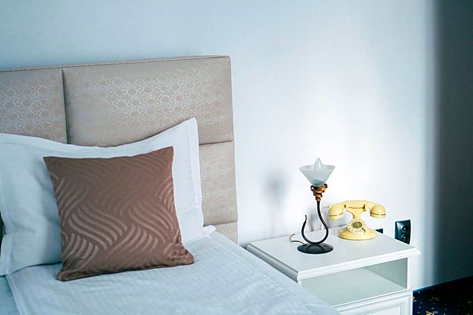 Hotel Carol - Vatra Dornei