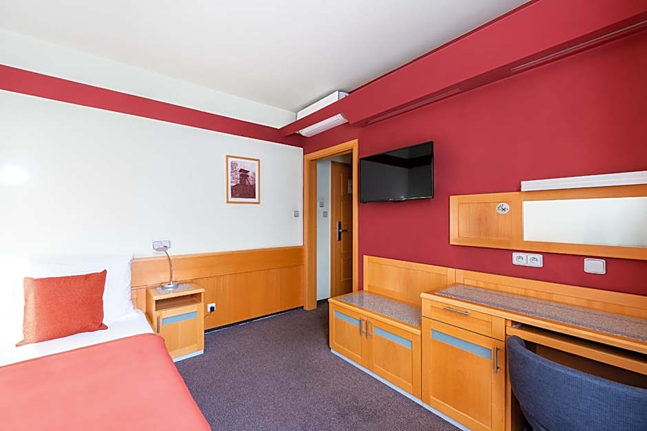 Zdjęcie 1 z 5 — Single Room