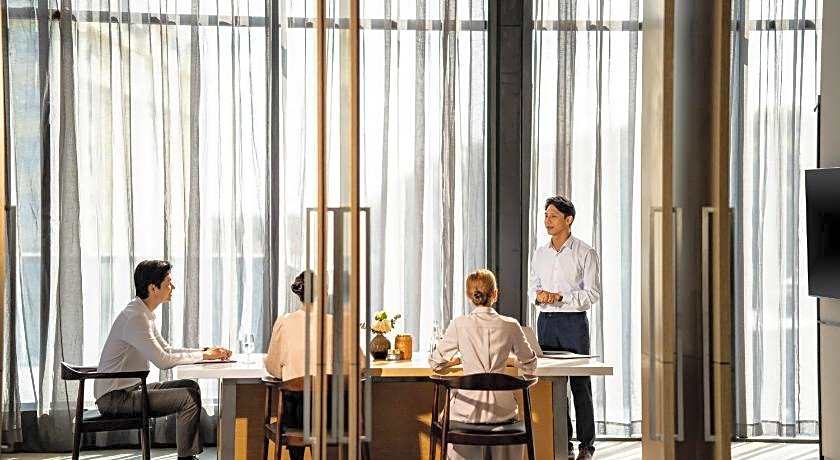 Crowne Plaza Vinh Yen City Centre By IHG