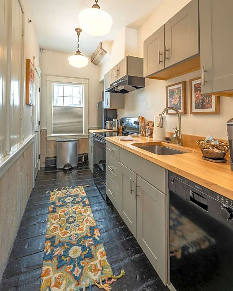 The Water Street Inn