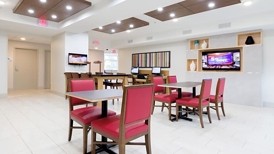 Holiday Inn Express & Suites Hood River by IHG