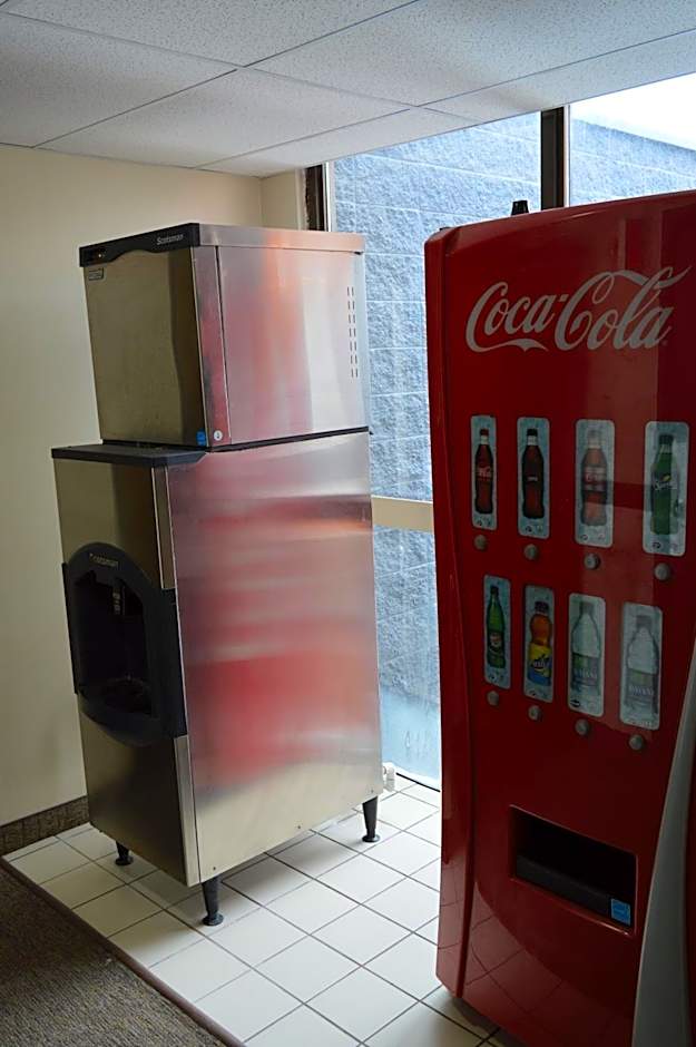 Airport Traveller's Inn