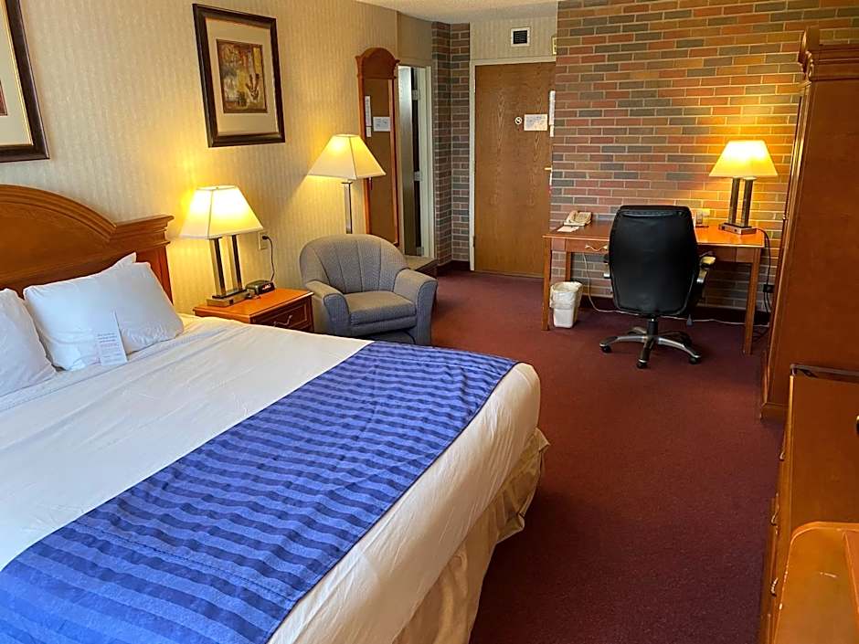 Ramada by Wyndham Lethbridge