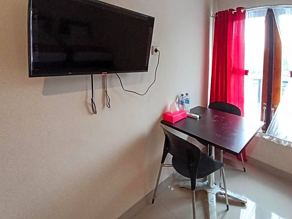 RedDoorz Syariah near Sentani City Square