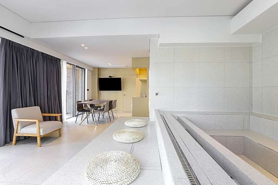 Brown Dot Hotel Haeundae