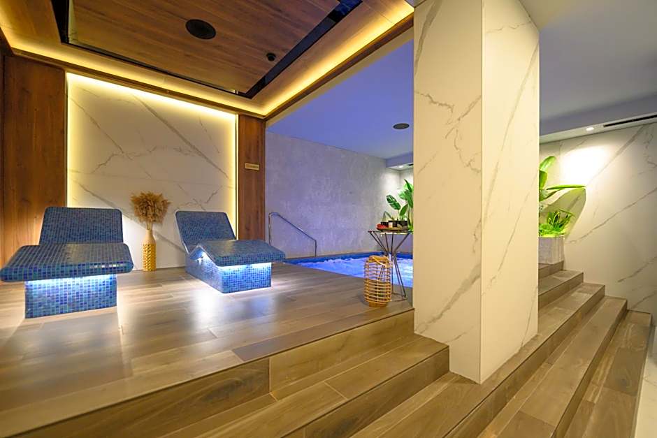 Hotel Macedonia Square