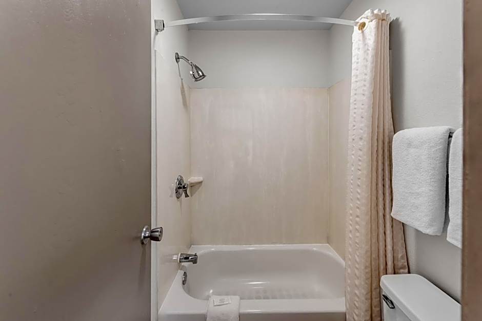 Americas Best Value Inn Kansas City E Independence