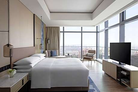 Suite, Executive lounge access, 1 Bedroom Suite, 1 King
