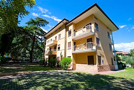 Residence Royal House