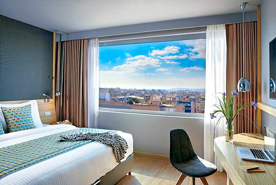 Wyndham Grand Athens