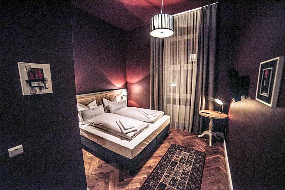 Photo 1 of 50 of Hotel Luis