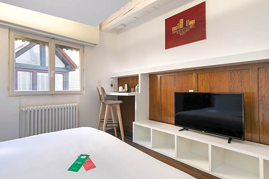 Hôtel de l'Europe by HappyCulture