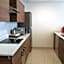 Gulf Suites Hotel Amwaj