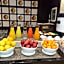 Queens Suite Hotel