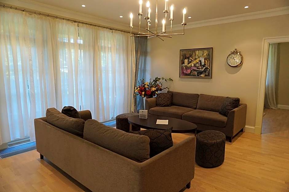 Wooden Villa APARTMENTS