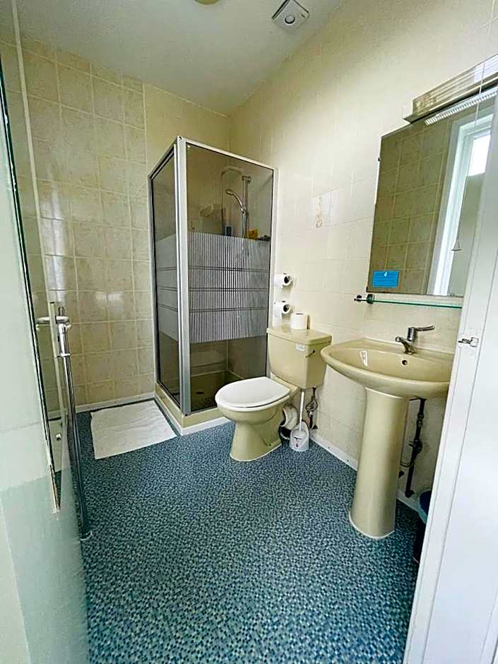 OYO Star Hotel South Leicester