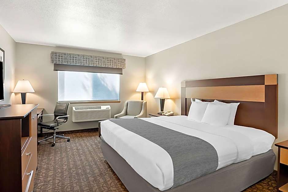 Best Western Sawtooth Inn And Suites