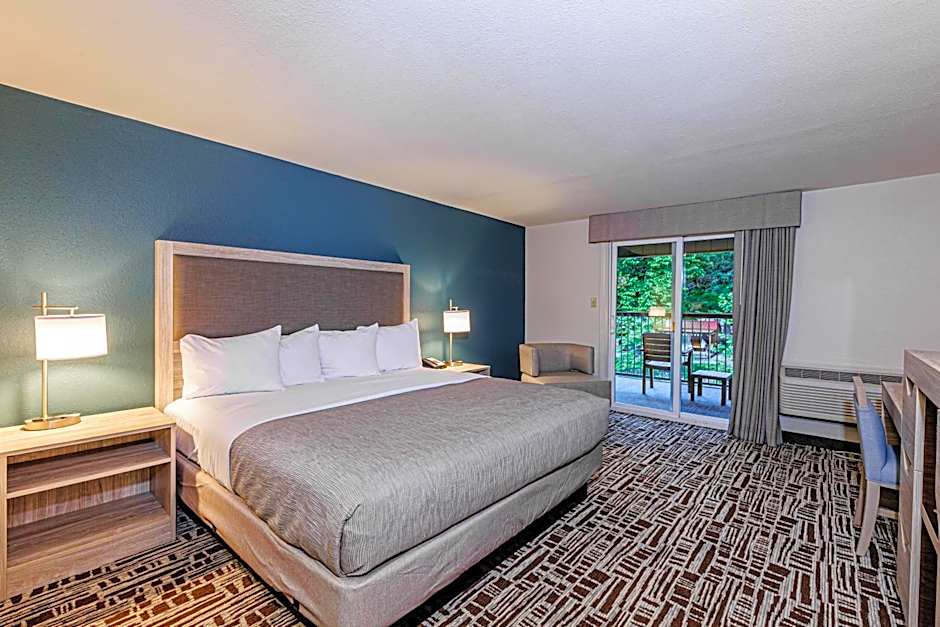 Rivers Edge Motel