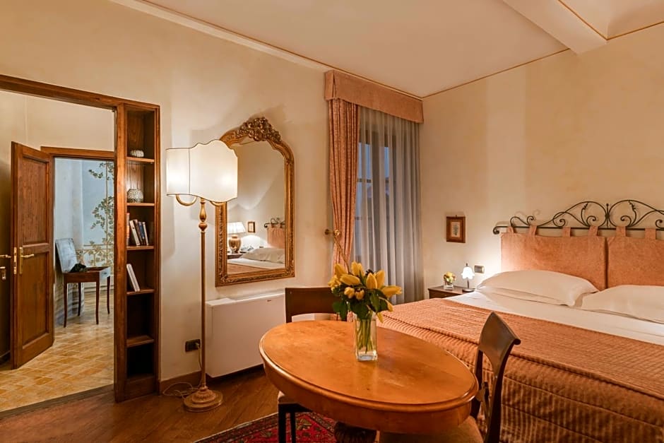 Residenza D'Epoca In Piazza della Signoria