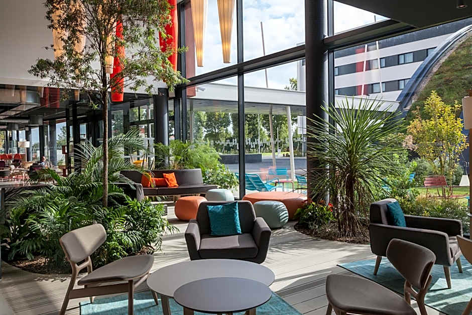 Nomad Paris Roissy CDG