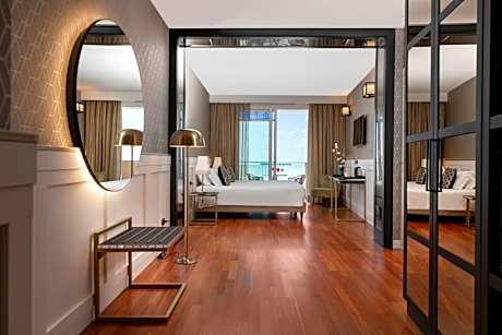 Single Deluxe Room with Sea View and Spa Access