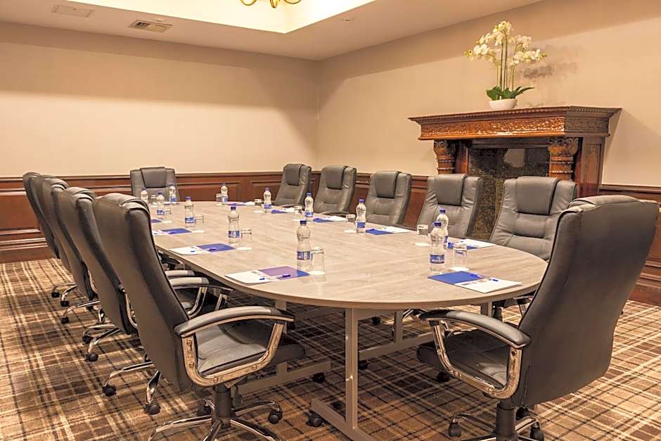 Britannia Royal Court Hotel