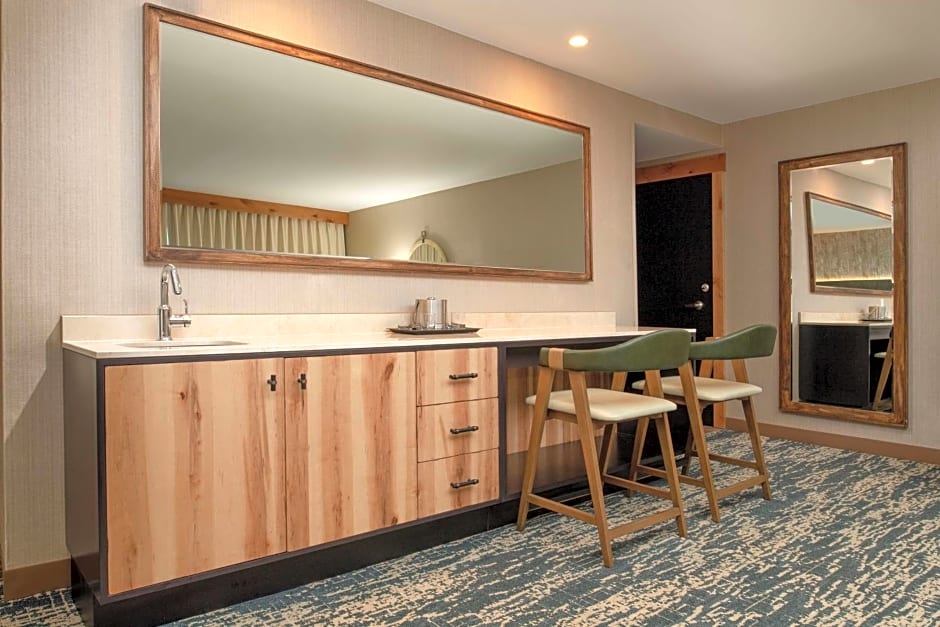 DoubleTree By Hilton Missoula Edgewater