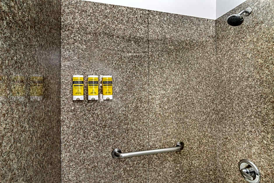 Best Western Plus New Caney Inn & Suites