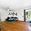 Beverly Hills Stylish & Central 1 BR Apt + Parking
