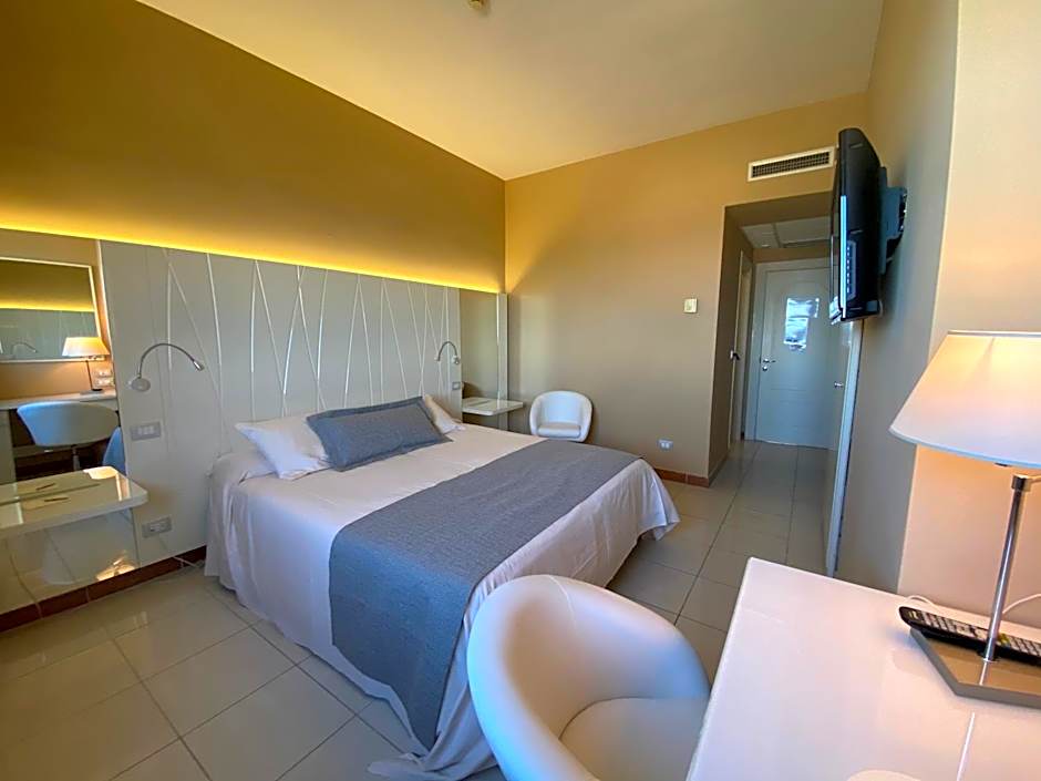 Photo 1 of 5 of Superior 1 Double Bed or 2 Beds, Sea View