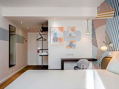 Two Double Rooms Side by Side