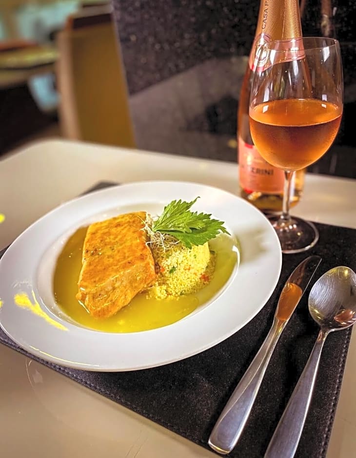 ATH Hotel - Americas Townhouse