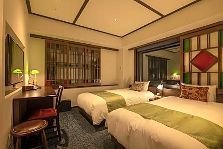 Corner Twin Room