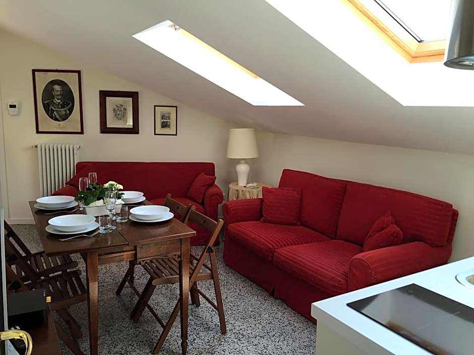 Varenna Garden Apartment