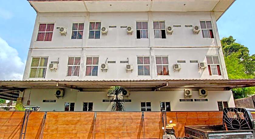 Collection O 90253 DHelomi