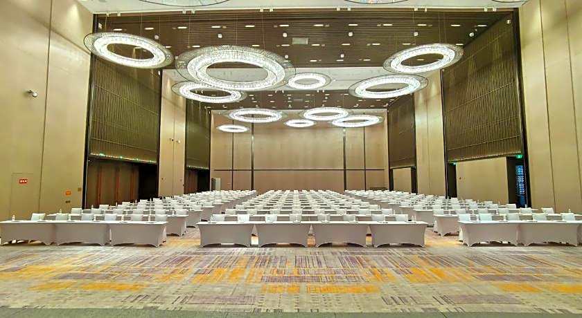 Crowne Plaza Qingdao Jinshui By IHG