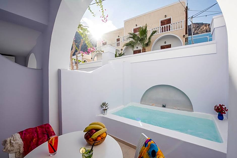 Blue Waves Suites & Apartments