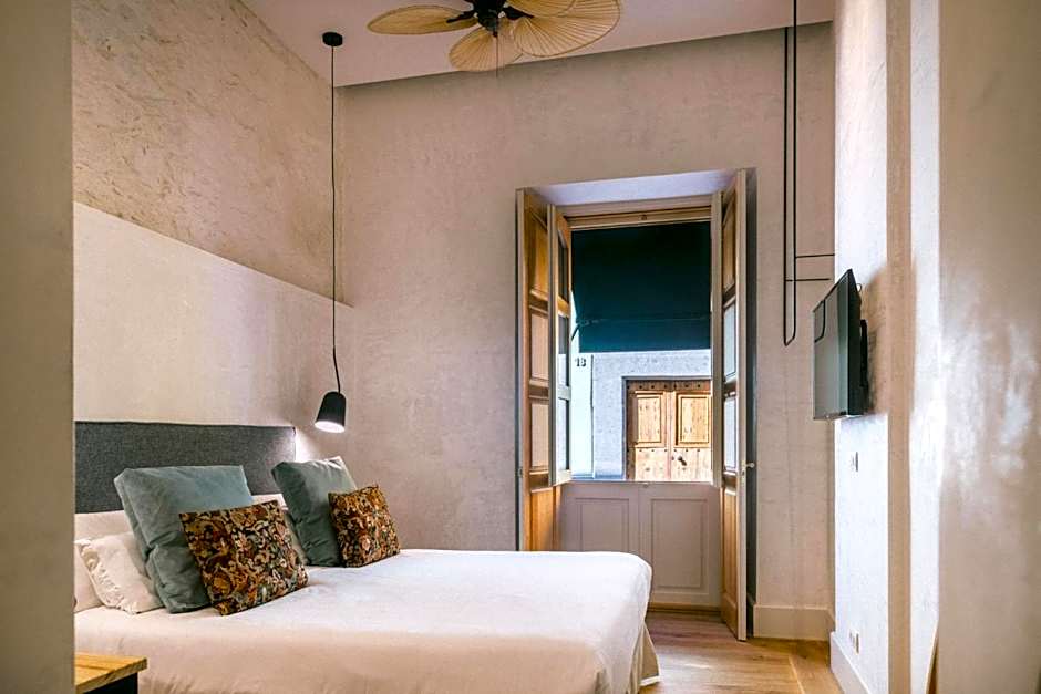 VEINTIUNO Emblematic Hotels - Adults Only